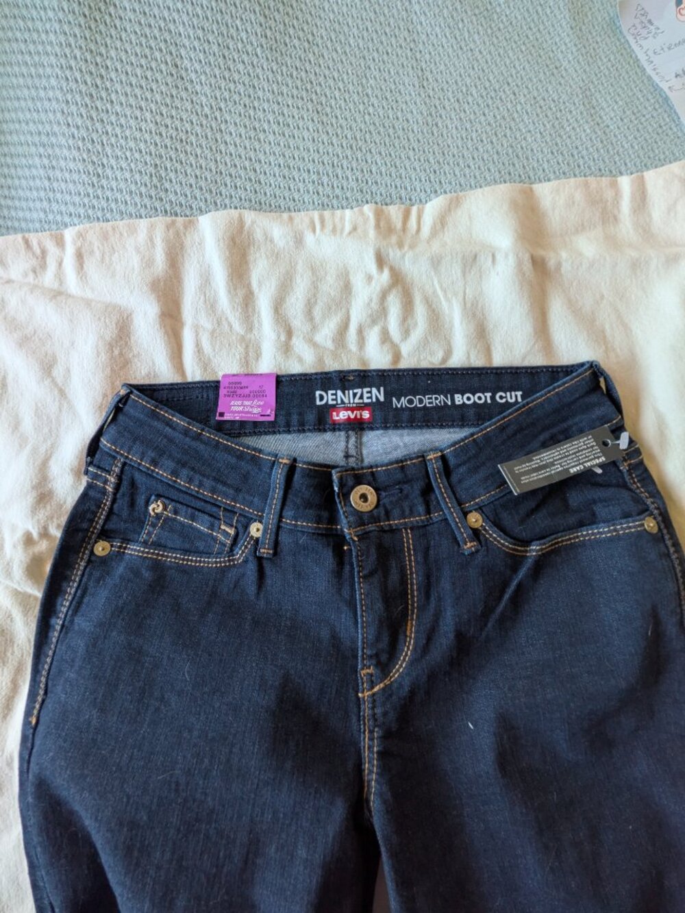 Levi's Denizen Modern Bootcut Jeans - Blue Denim Dark Wash - Misses Size 2 NWT - Picture 6 of 6